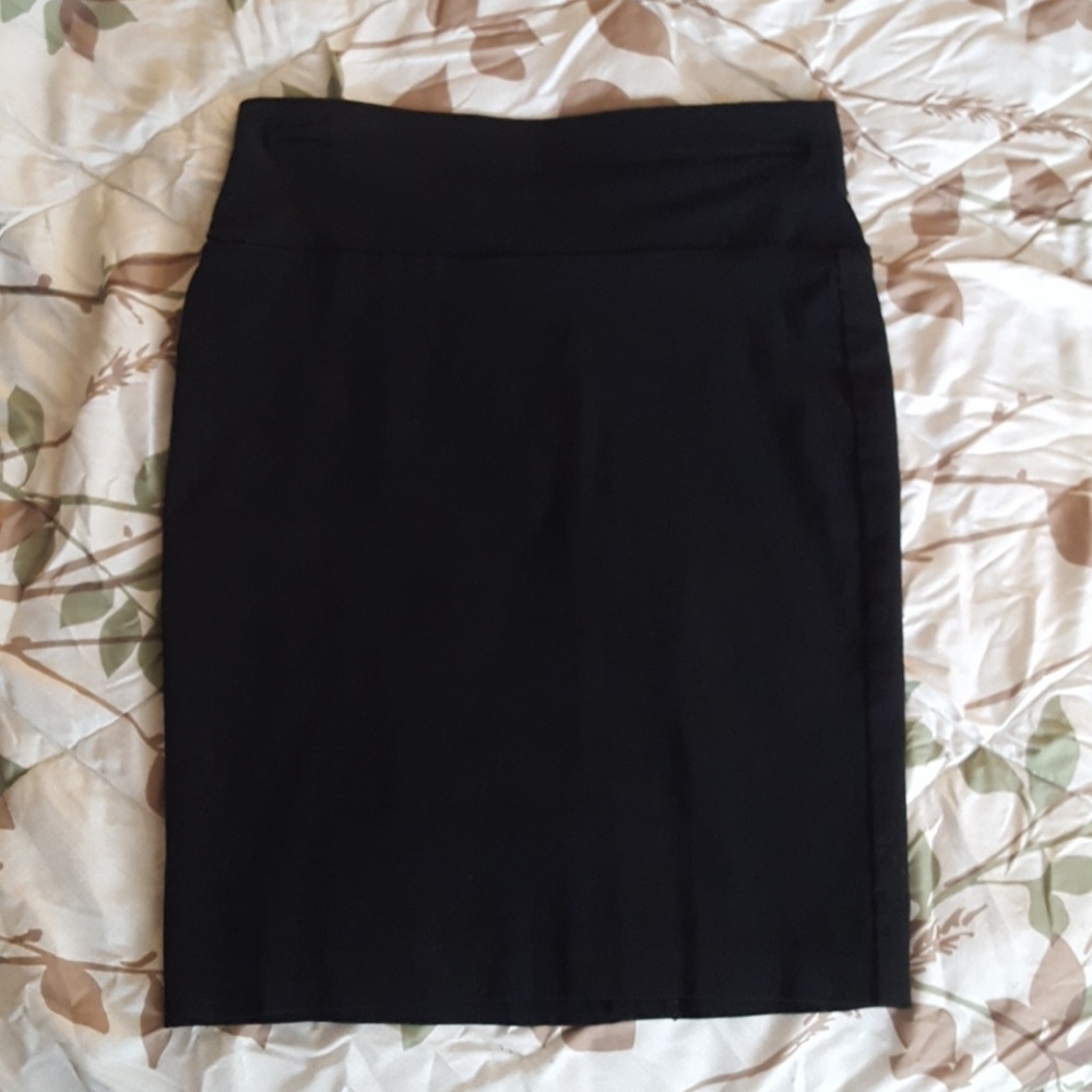 Black pencil skirt